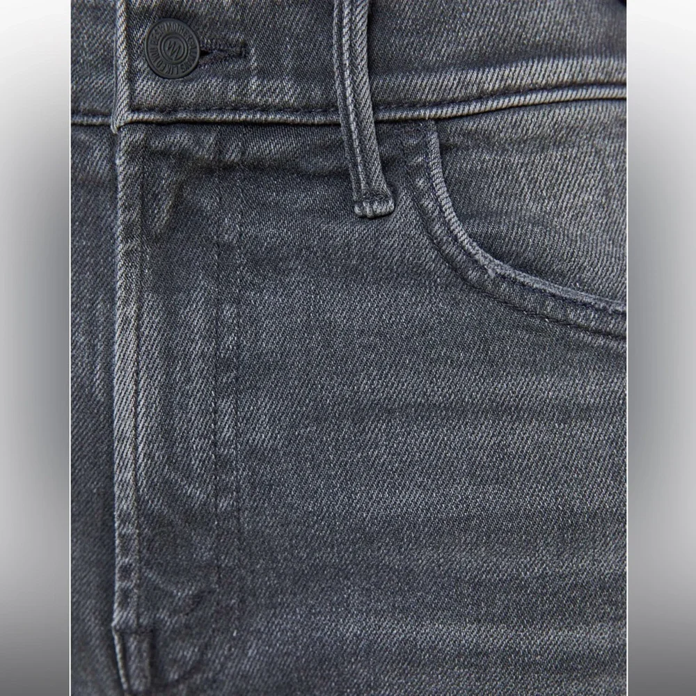 MOTHER The Hustler Roller High-Rise Wide-Leg Ankle Jeans in Call It A Night - Picture 4 of 13